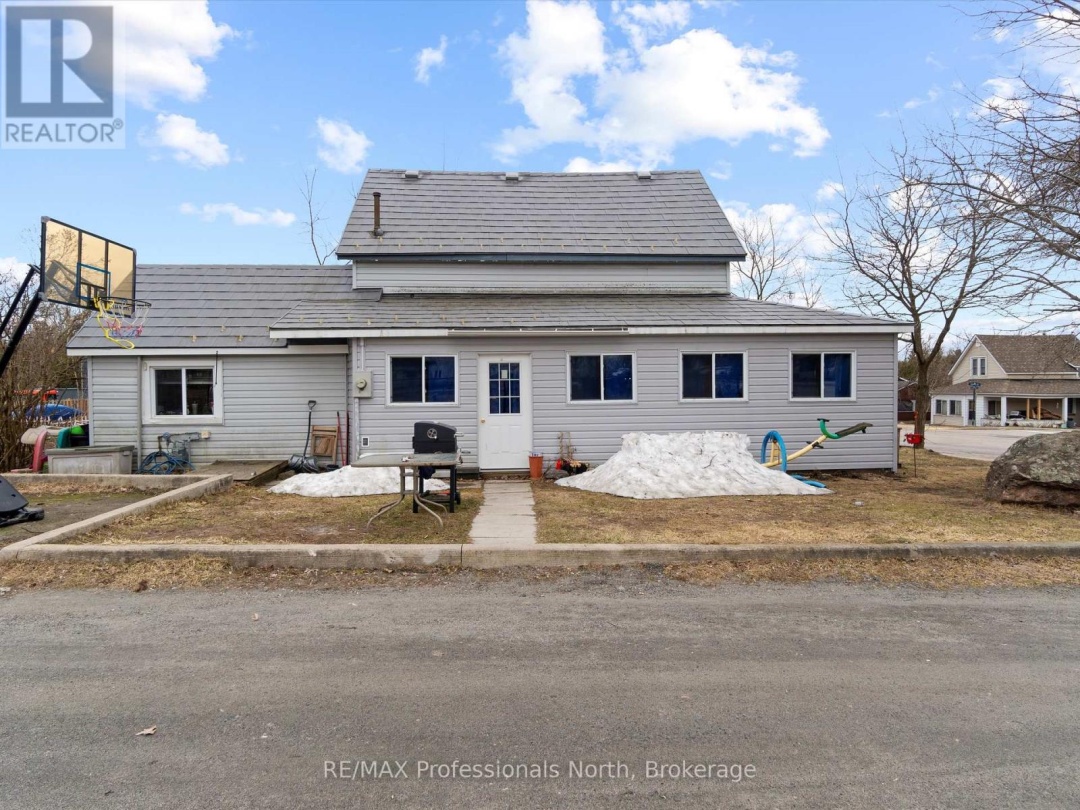 950 MUSKOKA ROAD S, Gravenhurst (Muskoka (S))