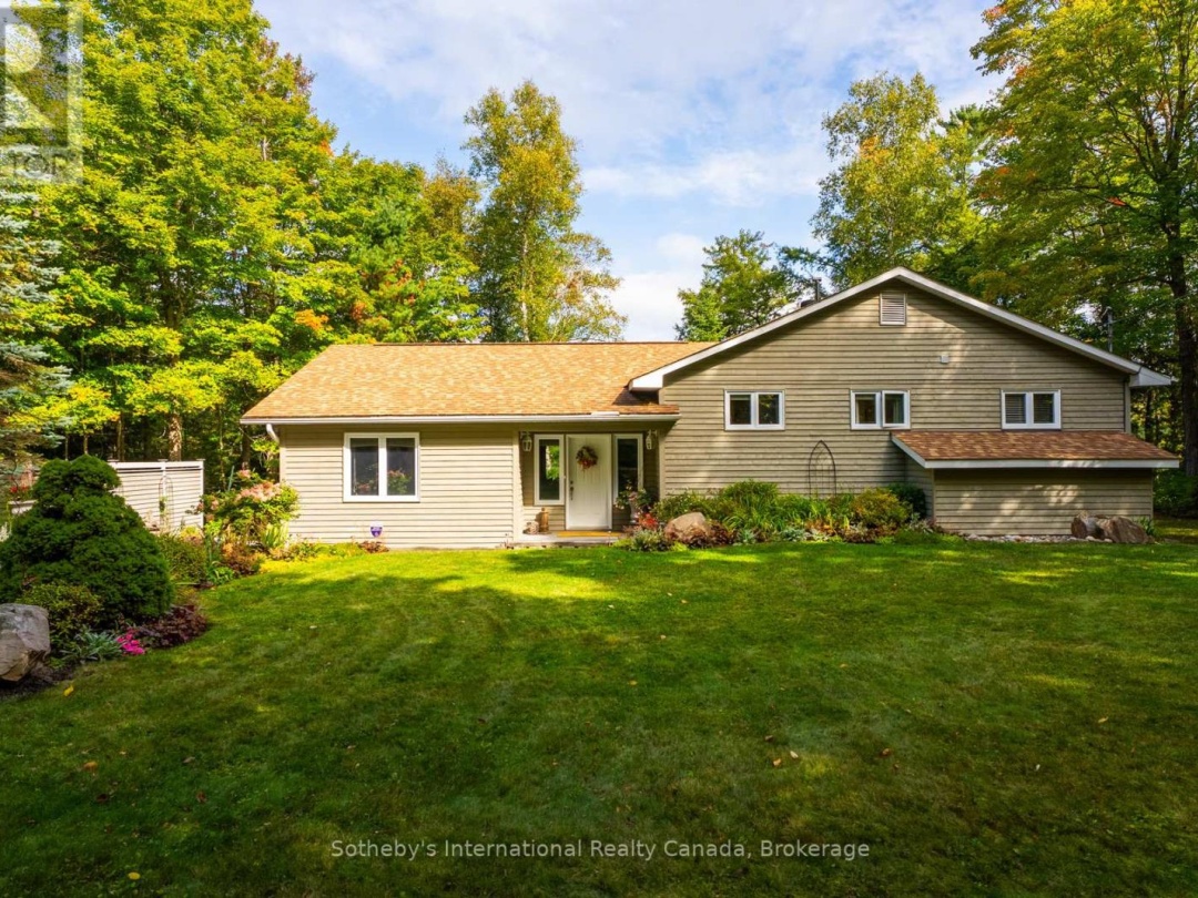 20 FISH ROCK ROAD, Lake Waseosa