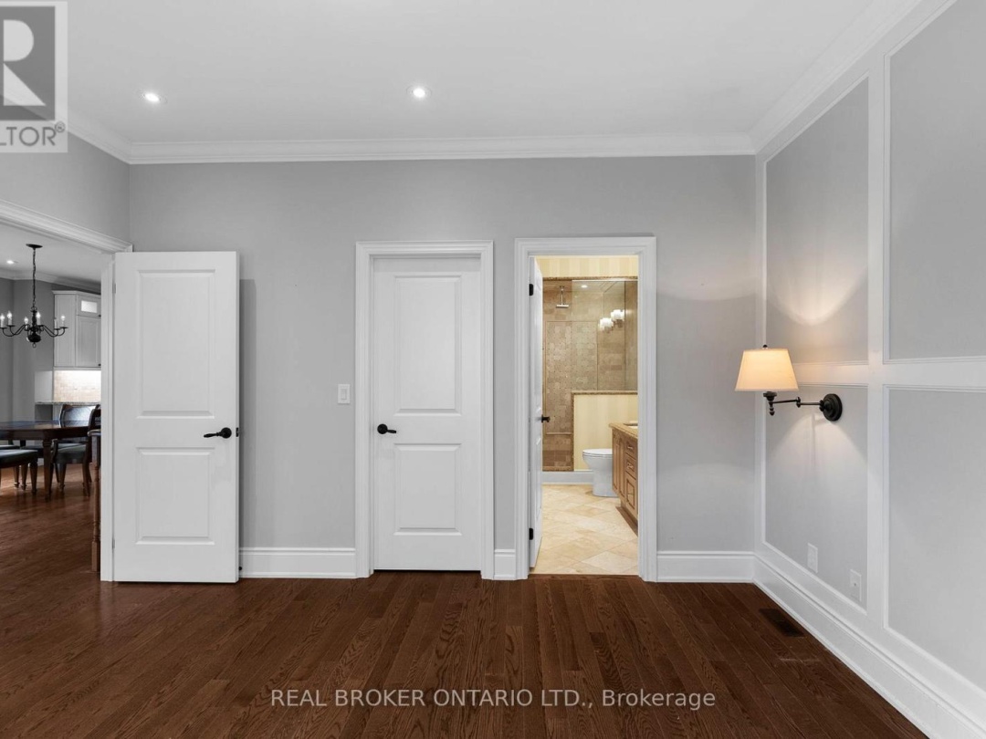 3315 BEACH CLUB BOULEVARD, 