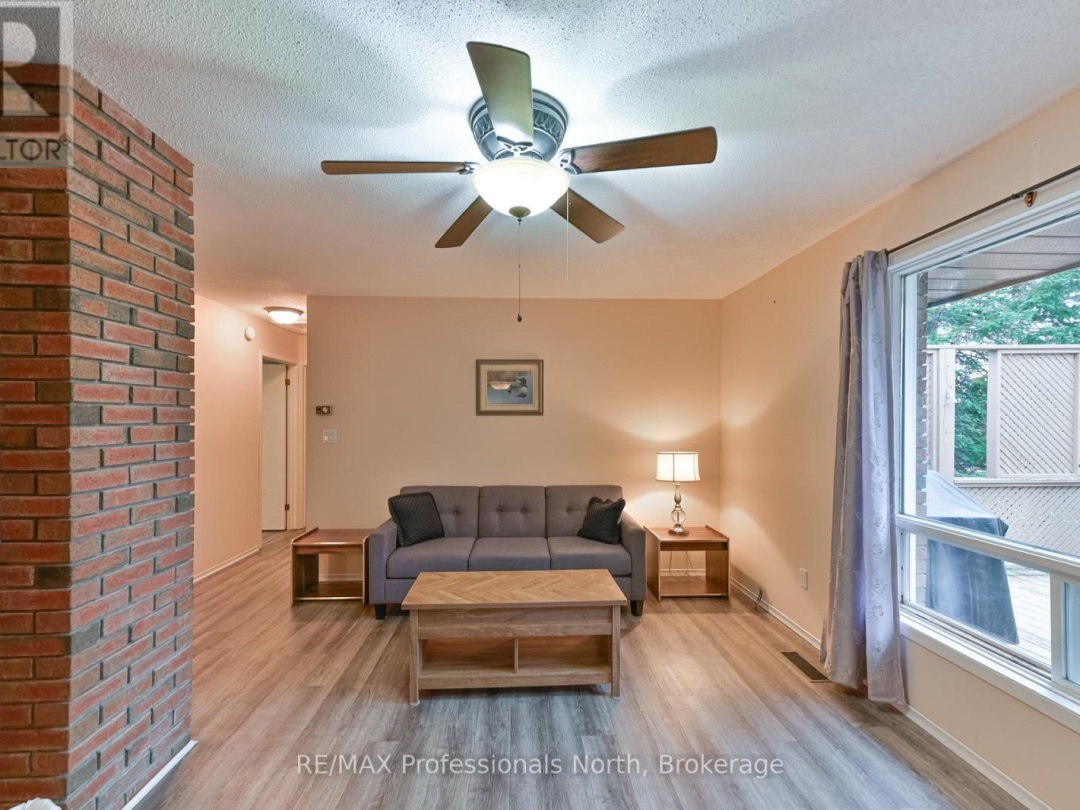 6 KNOB HILL COURT, Minden Hills (Anson)