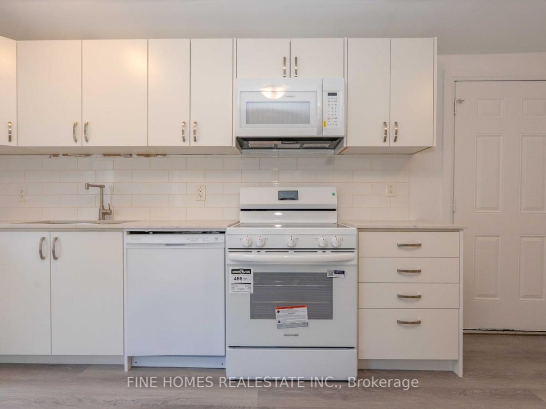 119 ALBERT STREET S, 