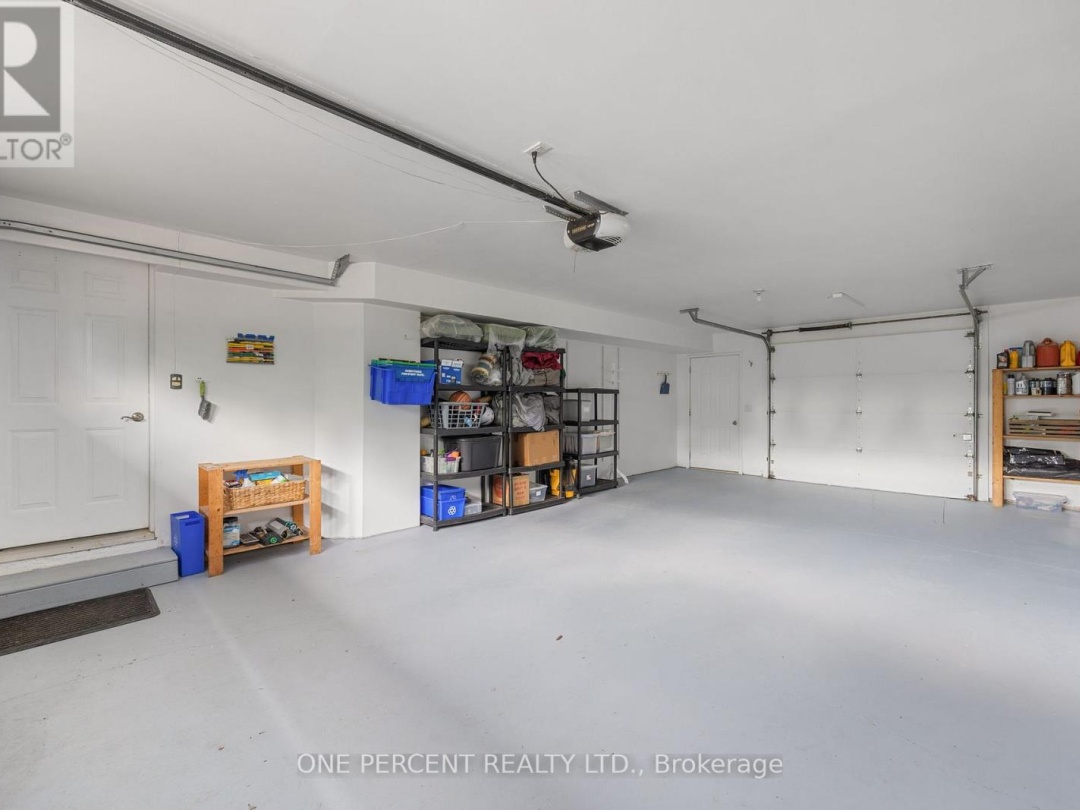 406 PETER STREET N, 