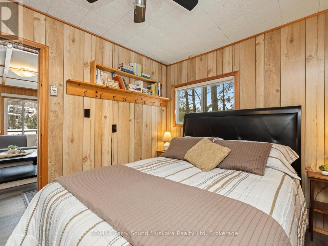 4 POST LANE, Otter Lake