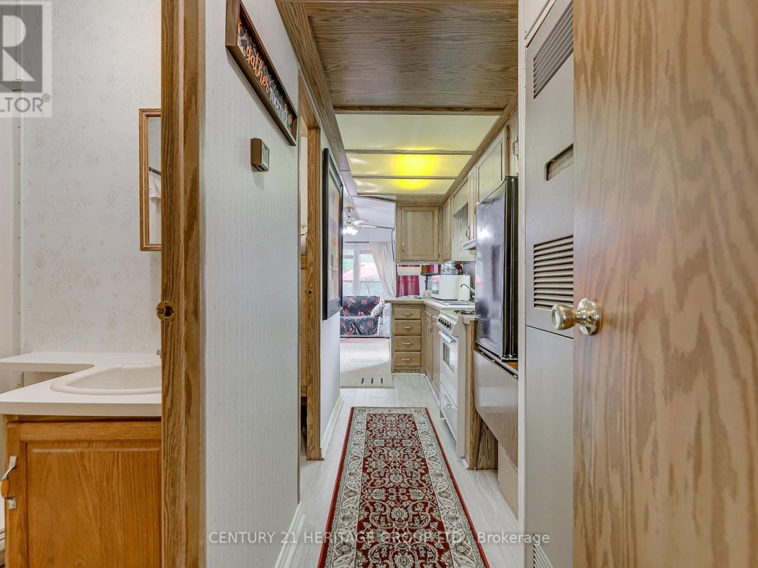 4411 UPPER BIG CHUTE ROAD, 