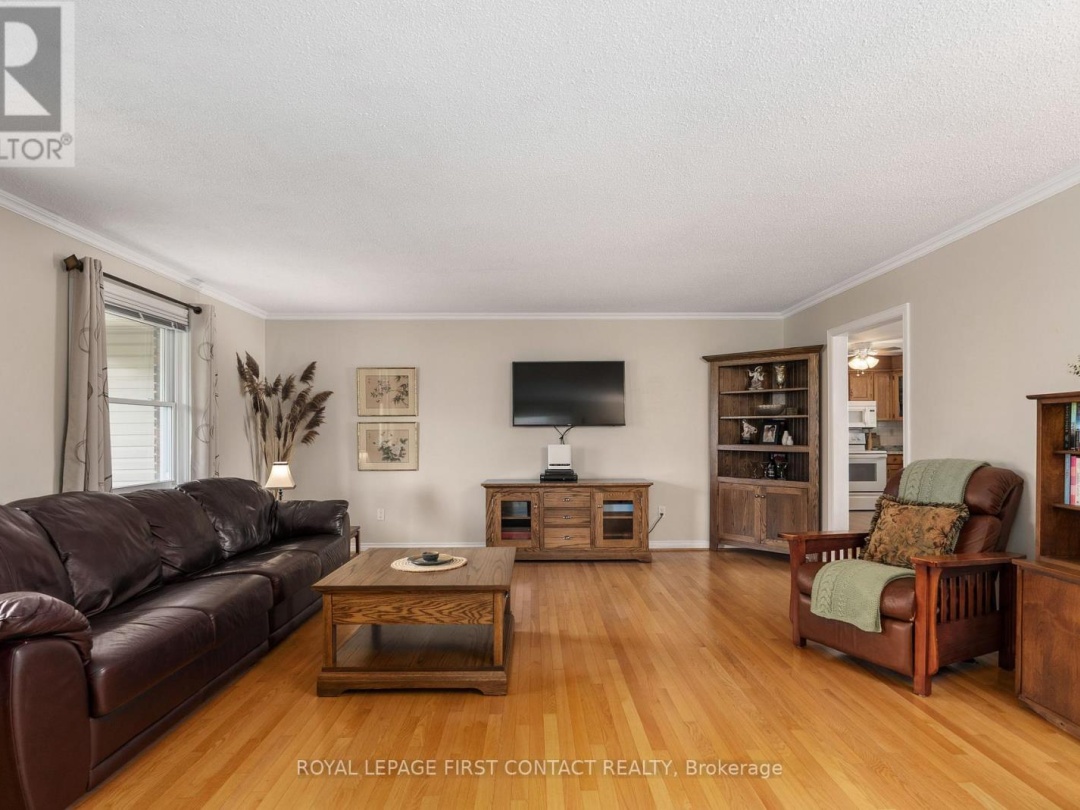 4051 RIVER ROAD, Lake Simcoe