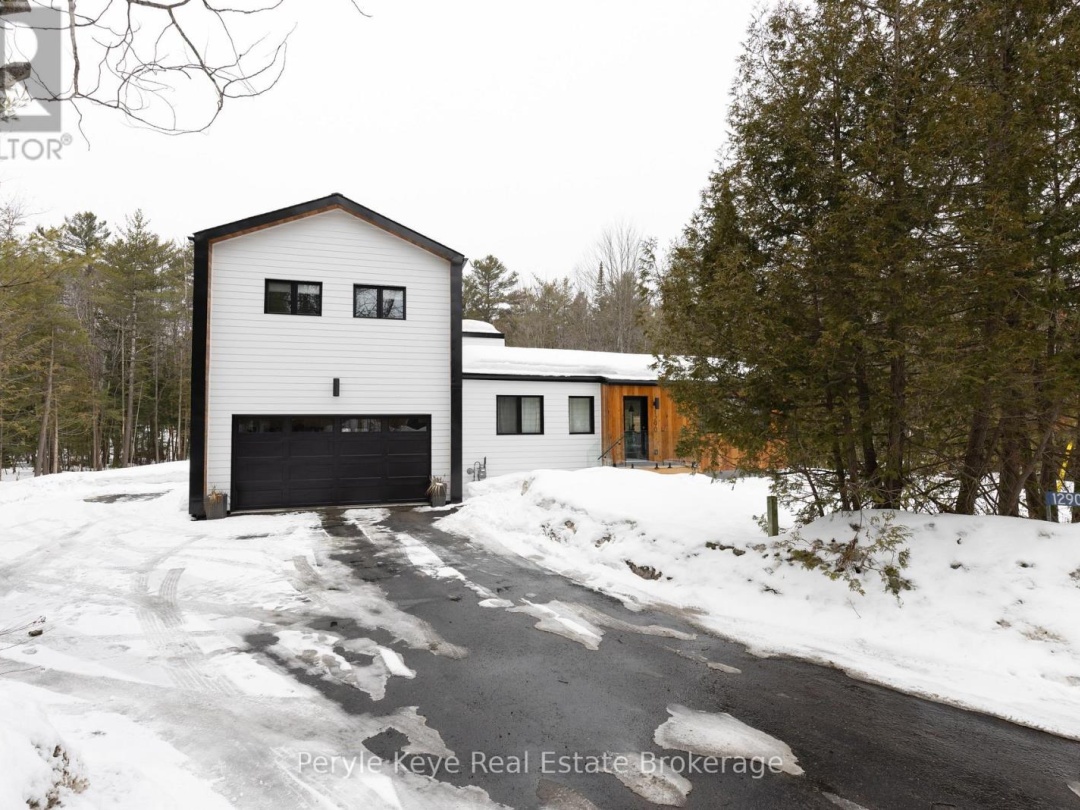 1290 CEDAR LANE, Bracebridge (Macaulay)