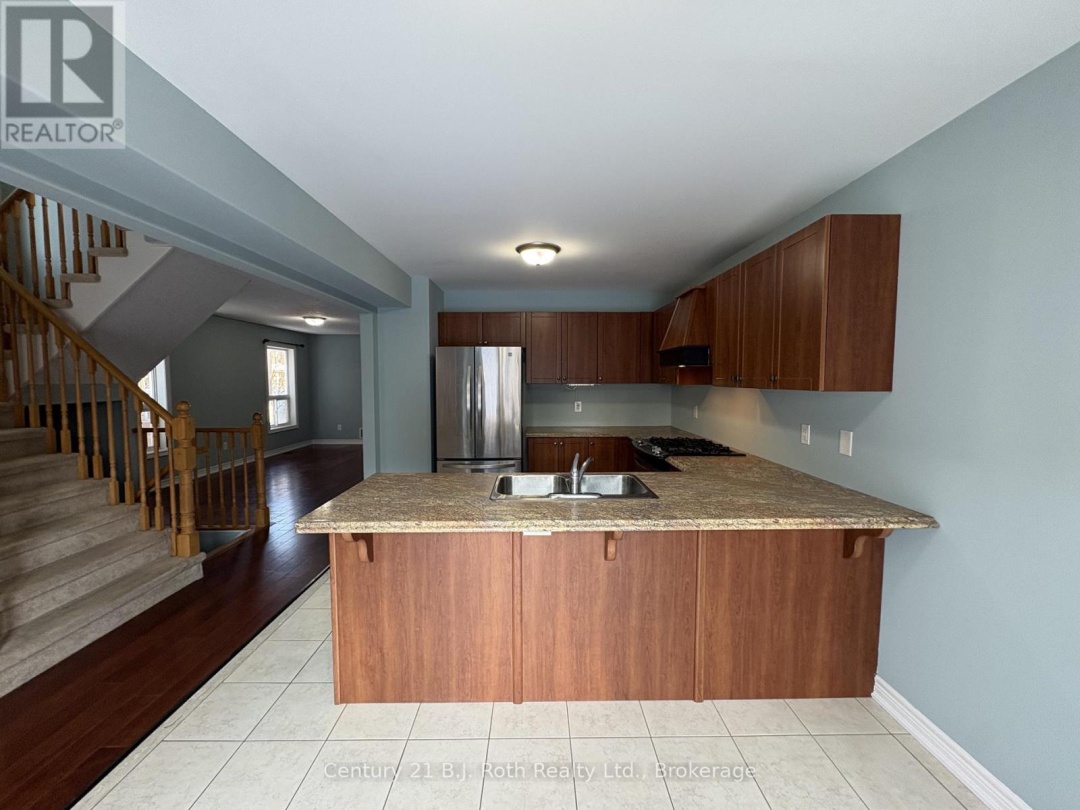 34 PEARL DRIVE, Orillia