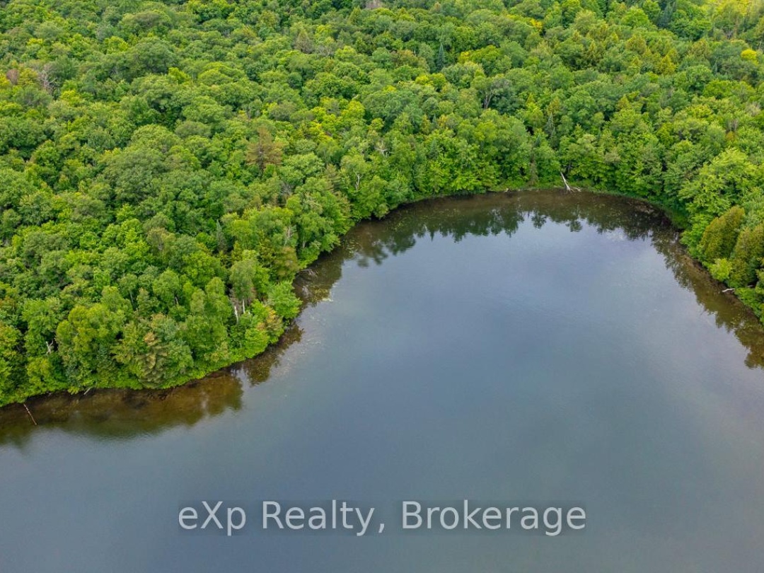 3 KINGFISHER ROAD, Trout Lake