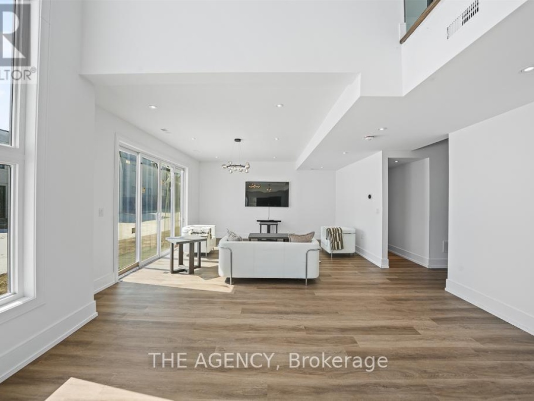 3714 QUAYSIDE DRIVE, Severn (West Shore)