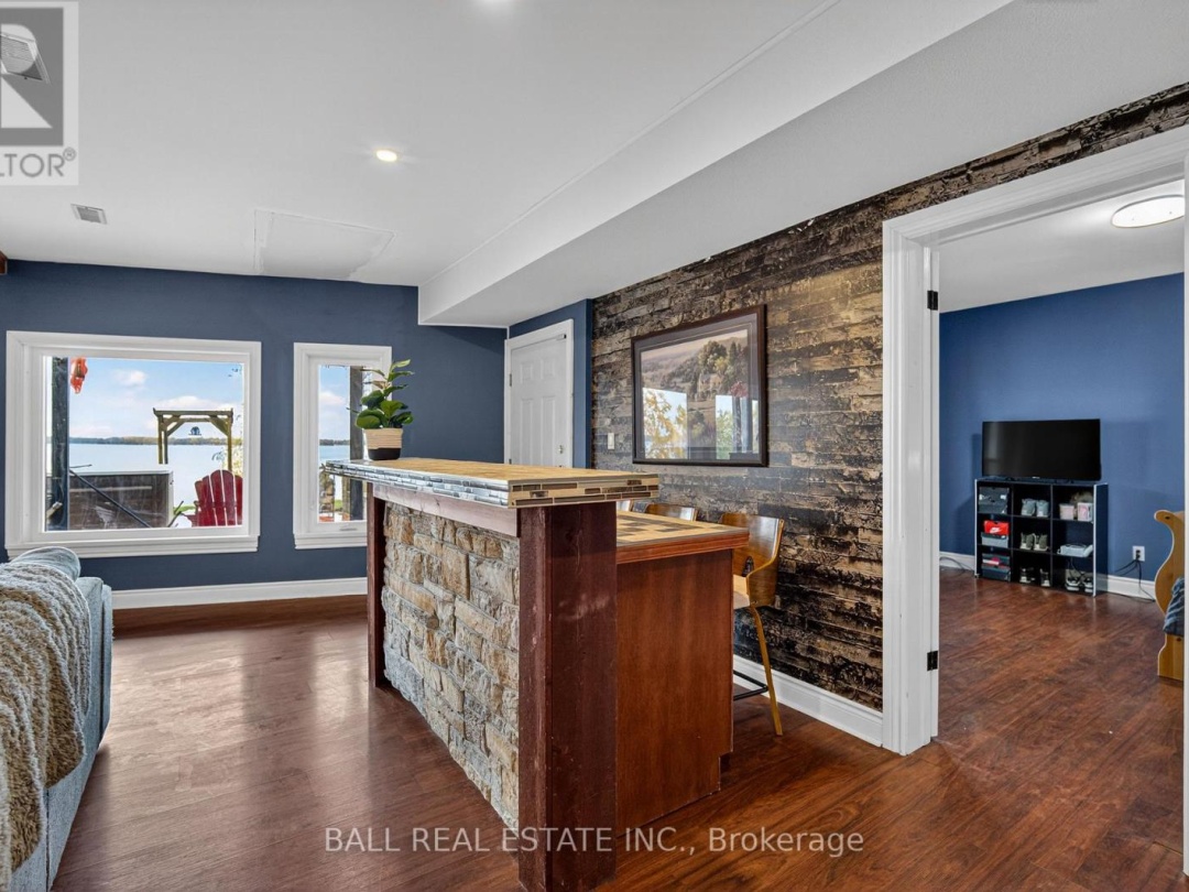 151 PELLER COURT, Pigeon Lake