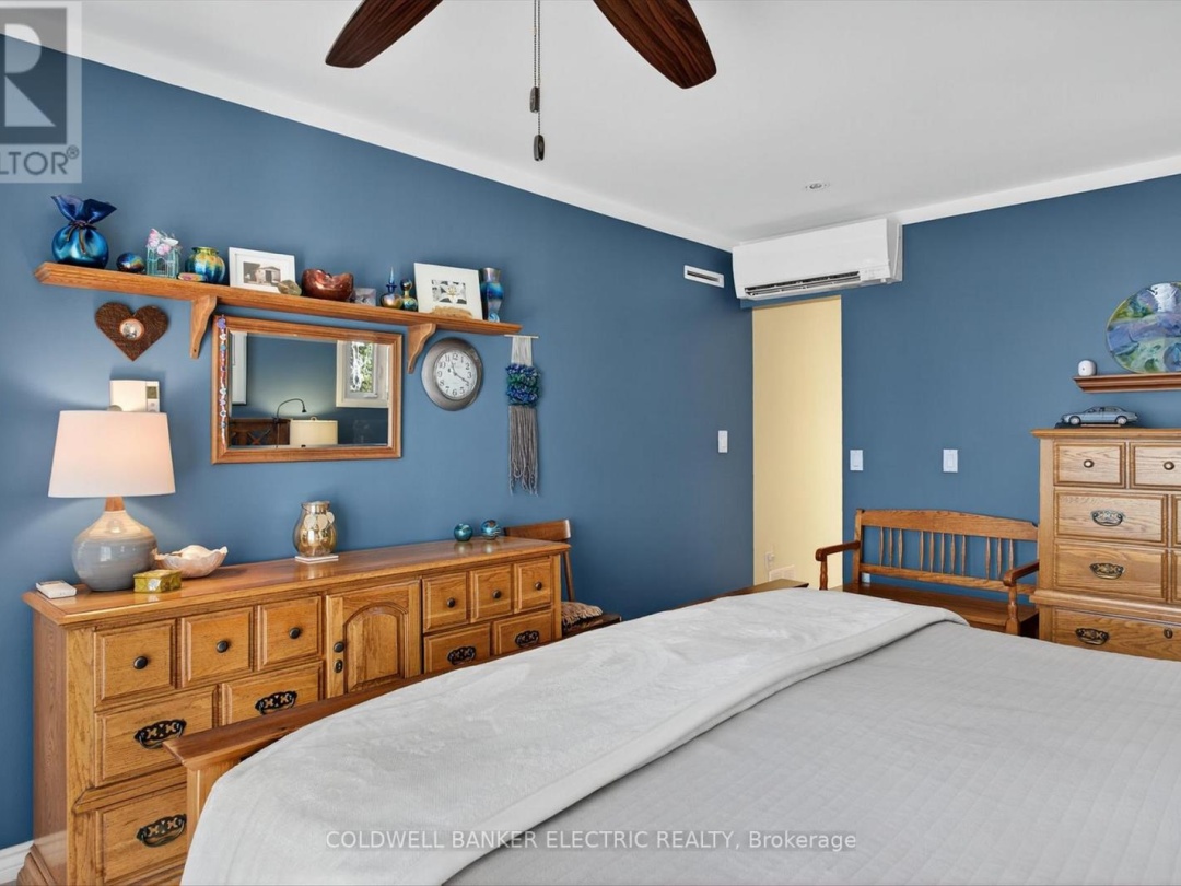1352 COUNTY RD 49 ROAD, Little Silver Lake