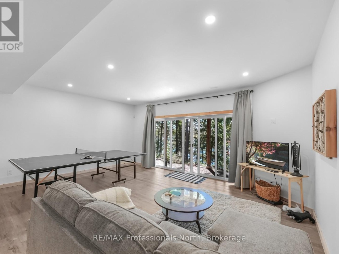 1083 KENDRA COURT, Percy Lake
