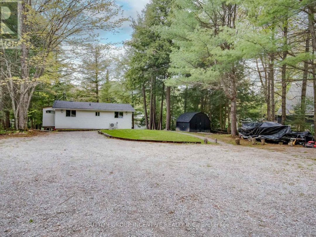 1954 South Beaver Lake Lane, Minden Hills