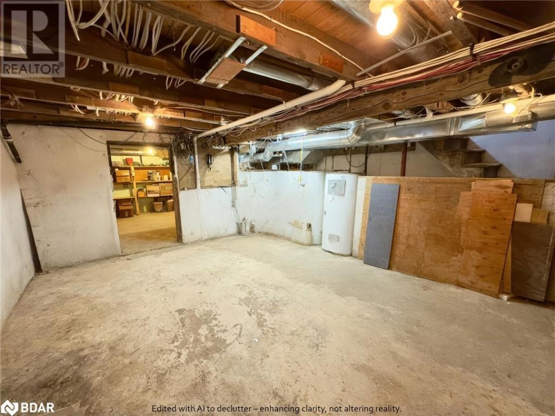 1894 HENRYS Landing, Coldwater