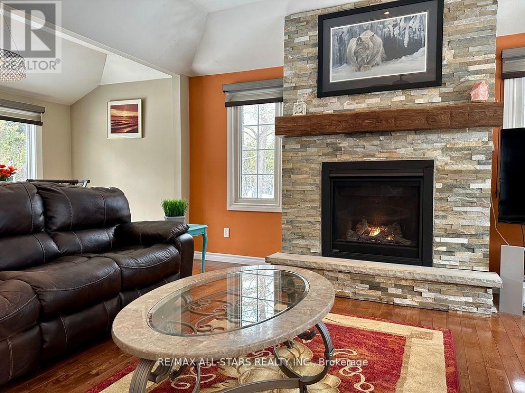 29 STINSONS BAY ROAD, Sturgeon Lake