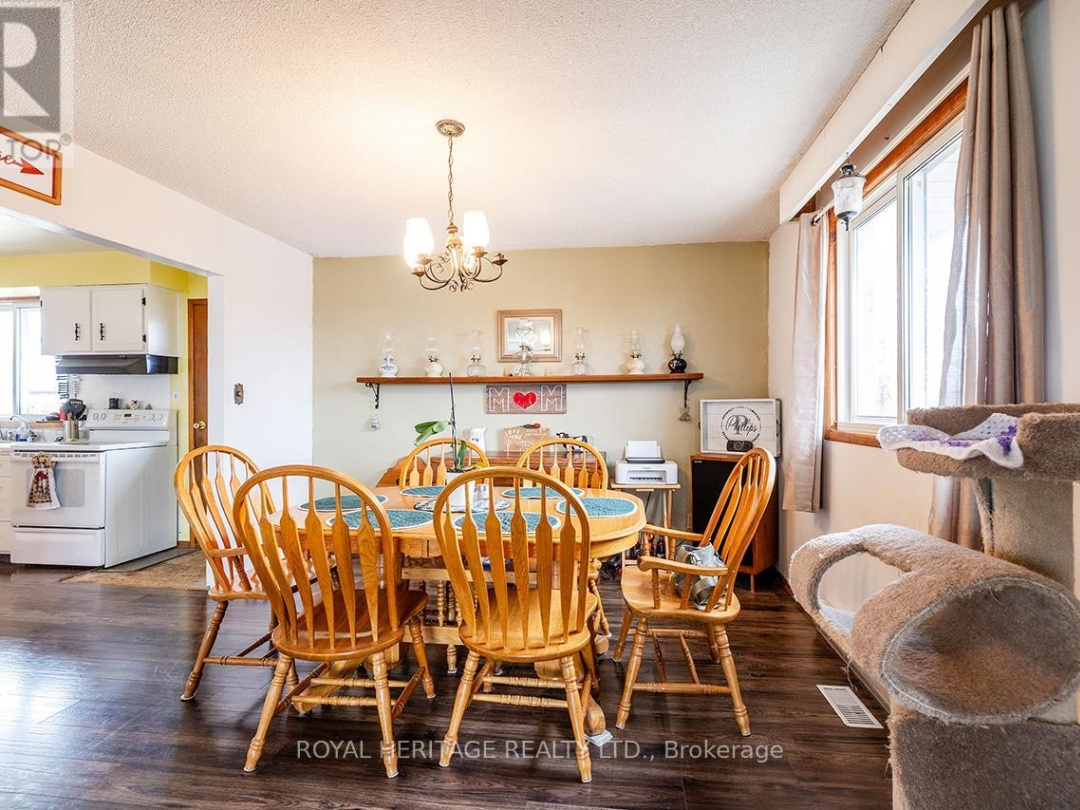 940 PORTAGE ROAD, Balsam Lake