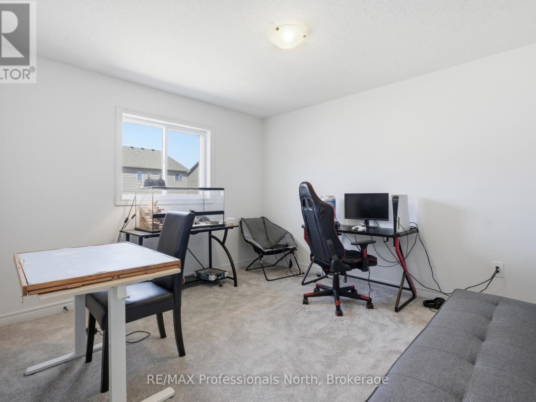 75 EAGLECREST AVENUE, Huntsville (Chaffey)