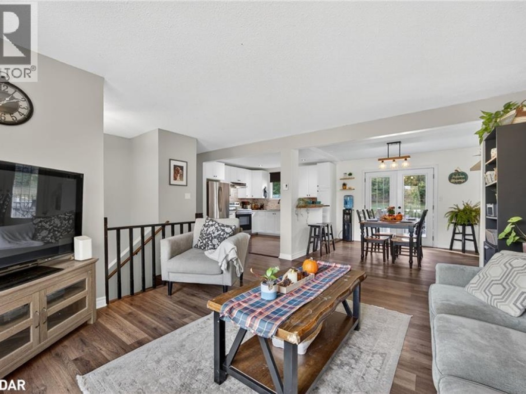 10 CONDER Drive, 