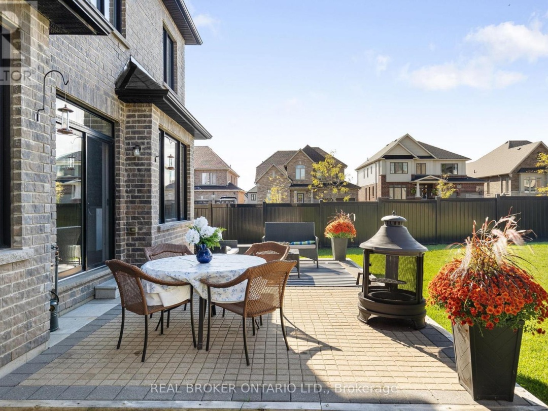 3032 MONARCH DRIVE, Orillia