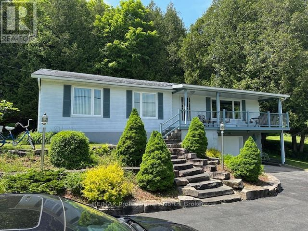 1981 HORSESHOE LAKE ROAD, 