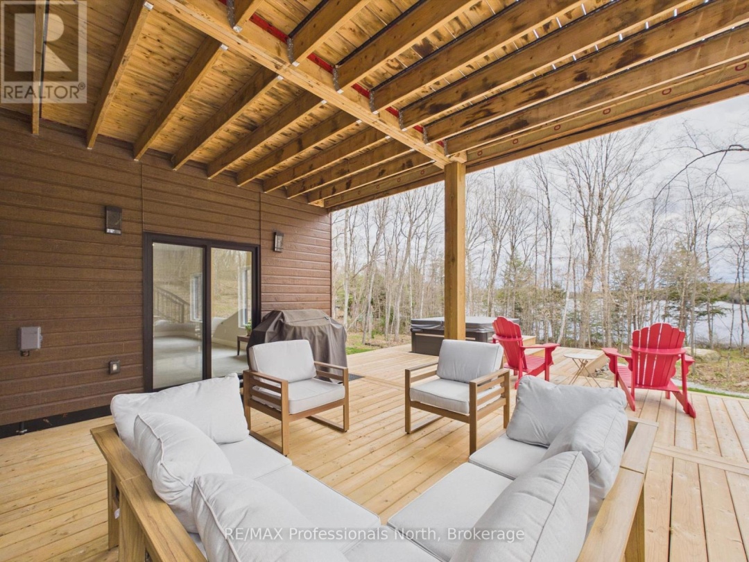 1011 OLD COTTAGE ROAD, Mckay Lake