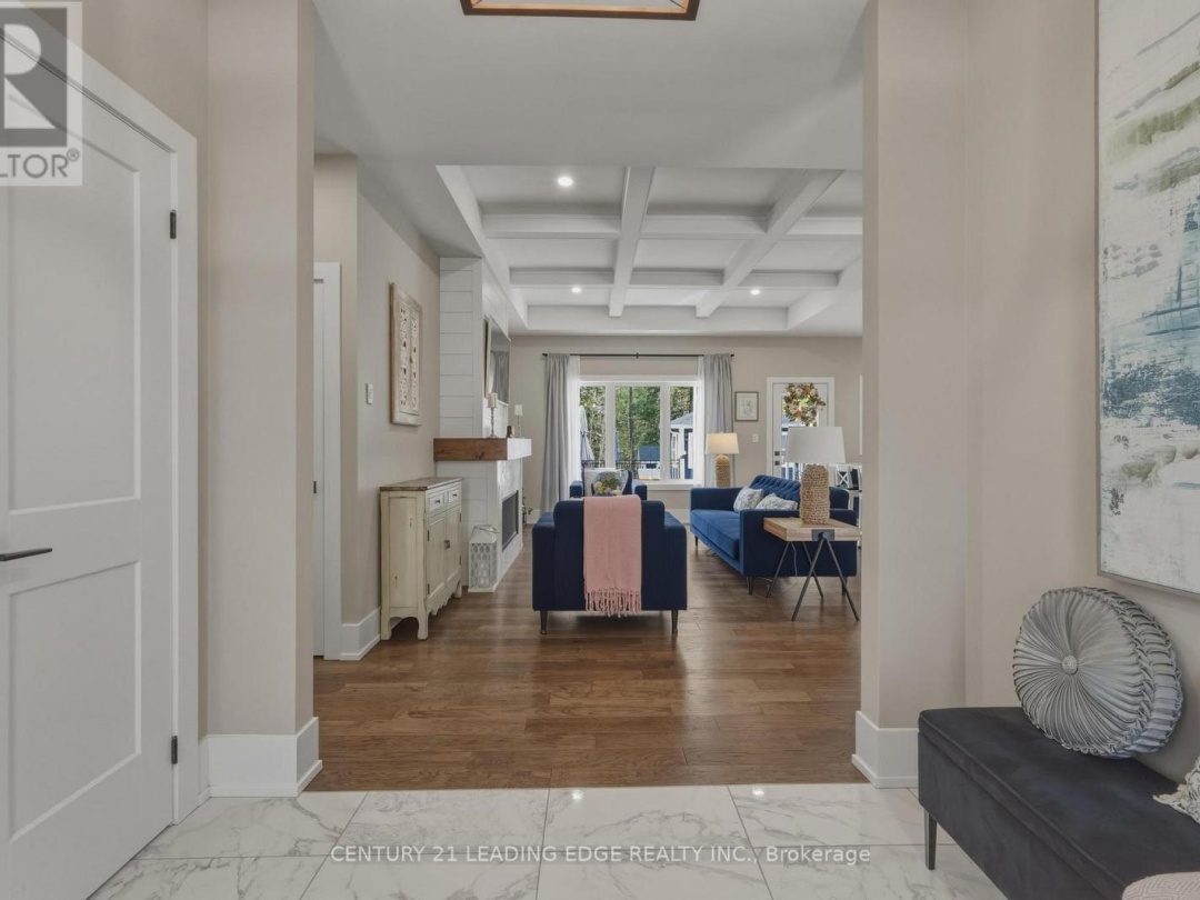 1104 XAVIER STREET, Gravenhurst (Morrison)