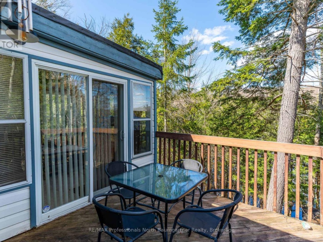 1053 MINK ROAD, Long Lake