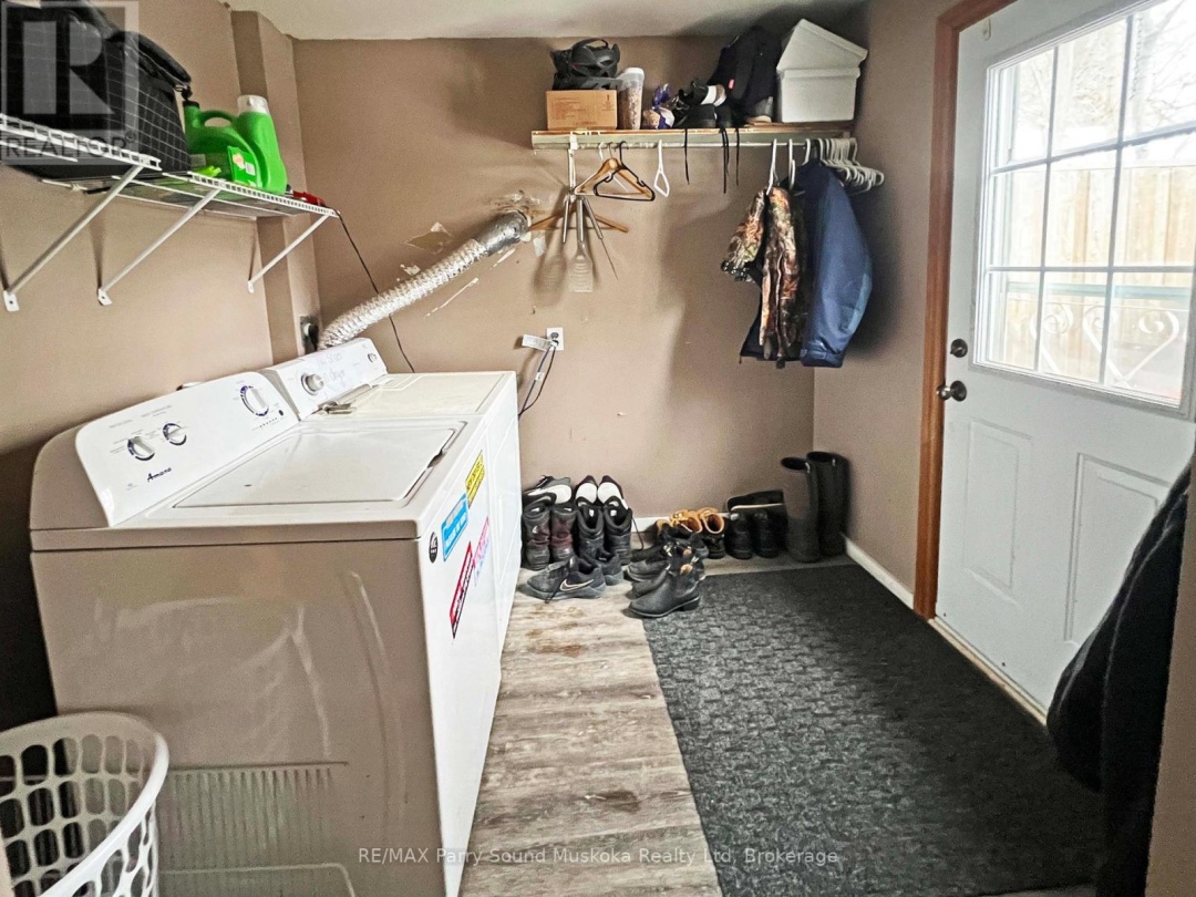 97 WILLIAM STREET, Parry Sound