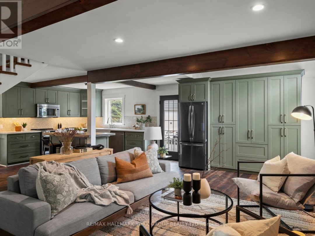 1628 MUSKOKA ROAD N, 