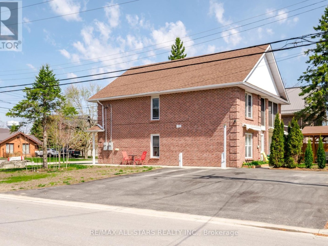 53 HELEN STREET, Kawartha Lakes (Bobcaygeon)