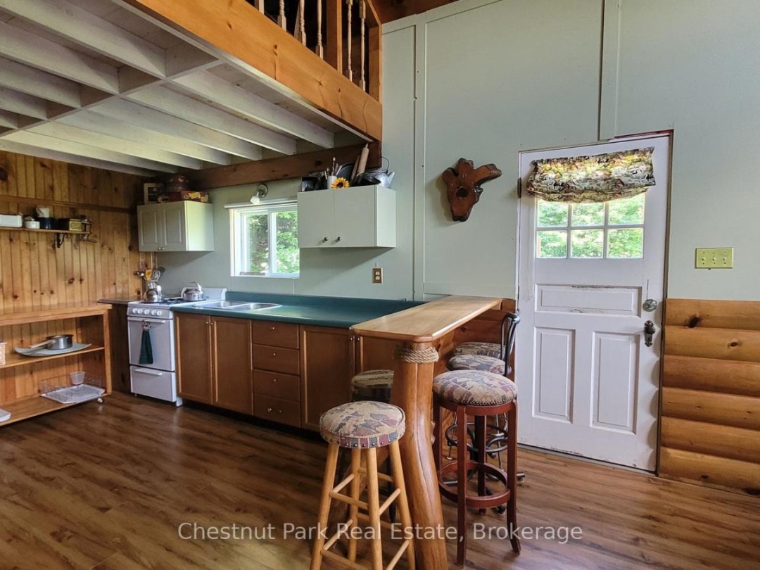 1060 BAKER SIDE ROAD, Bracebridge (Macaulay)