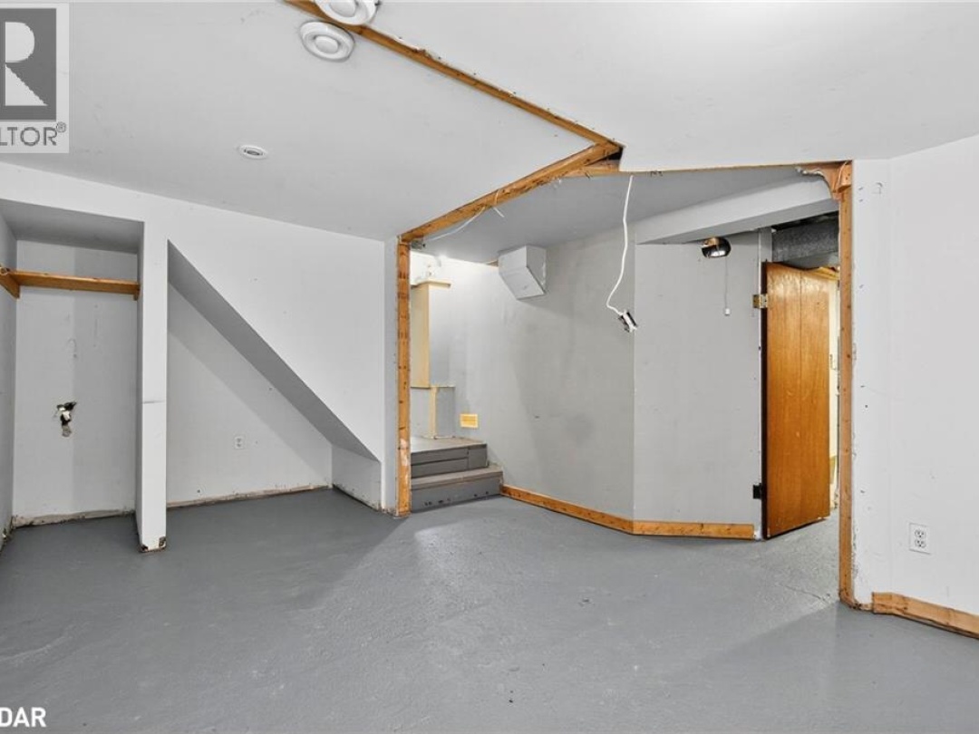 286 MOFFAT Street, 