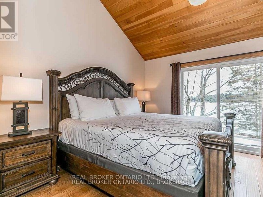 2B 1841 Muskoka Road 118 Road W, 