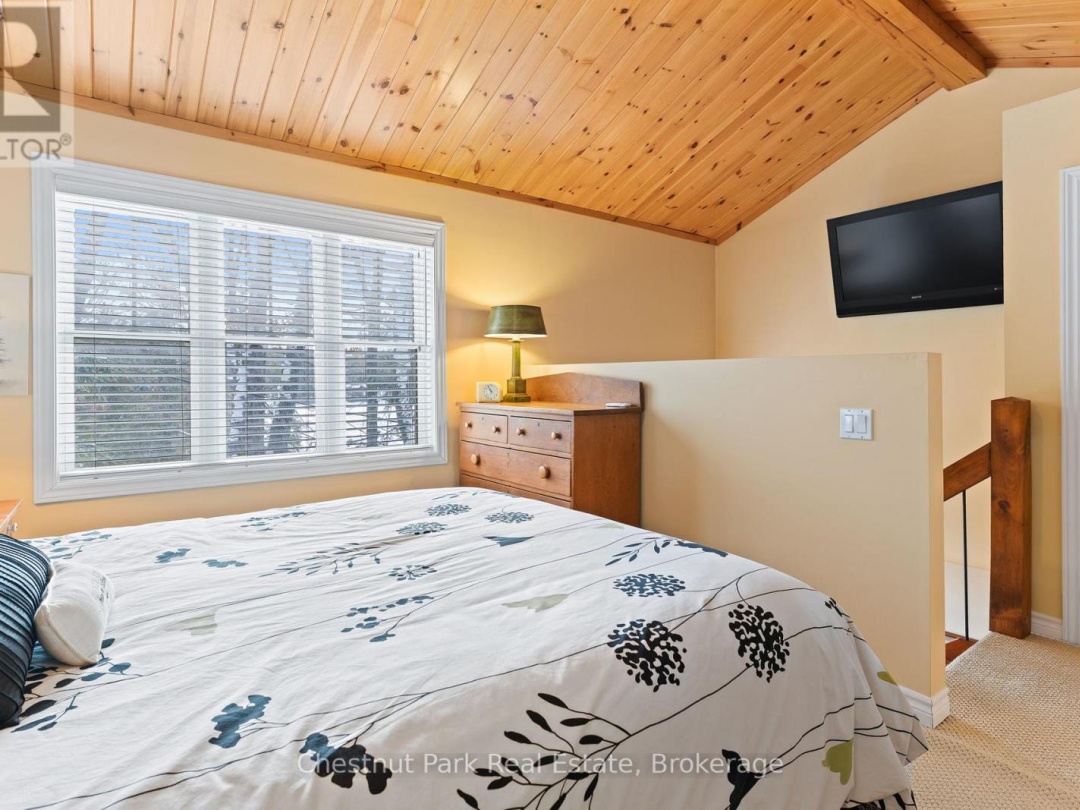 1173 WATTS ROAD, Kennisis Lake