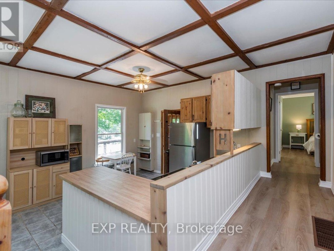 1867 FRASERBURG ROAD, Mckay Lake