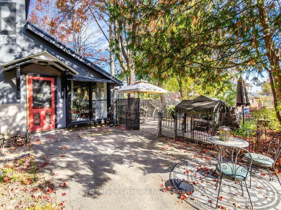 29 TECUMSETH STREET, Orillia