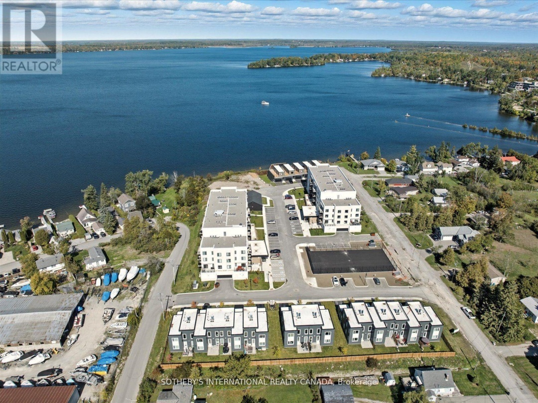 306 - 19B WEST STREET N, 