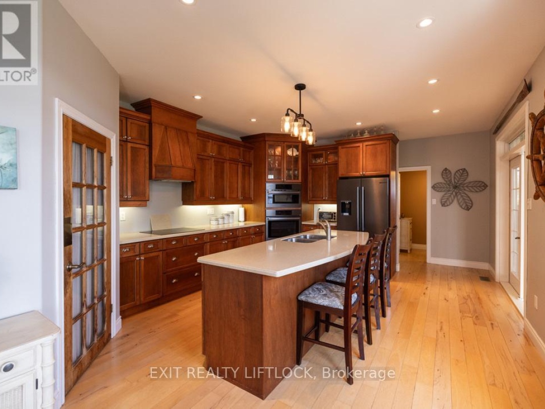 129 STINSON'S BAY ROAD, 