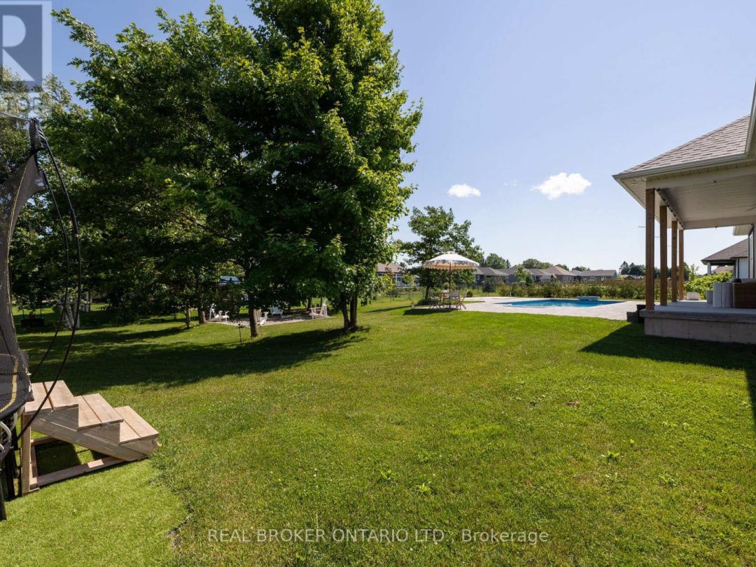 19 CHESLOCK CRESCENT, Oro-Medonte (Warminster)