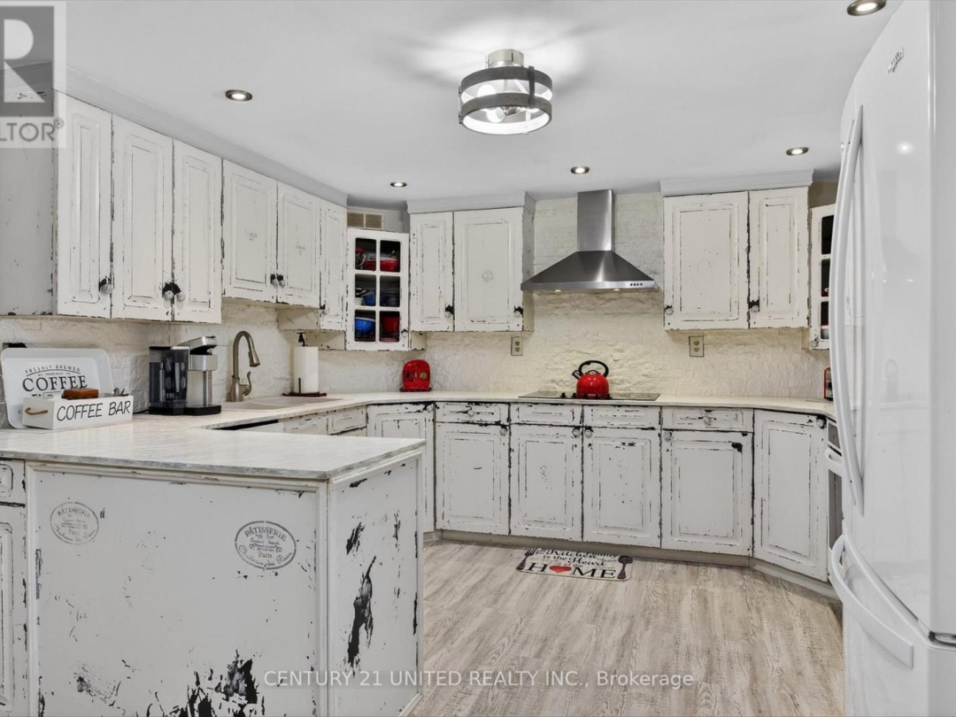 216 ALPINE LAKE ROAD, Pigeon Lake