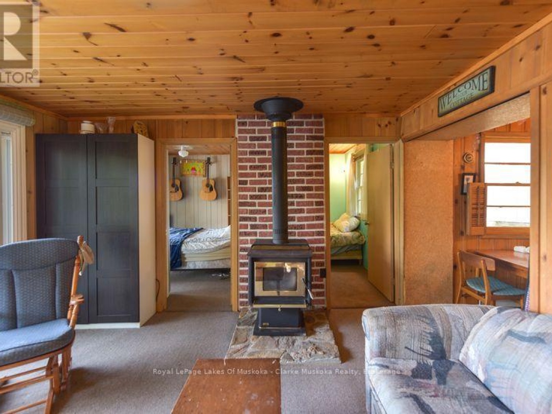 2910 MACLEAN LK N S ROAD, Black Lake