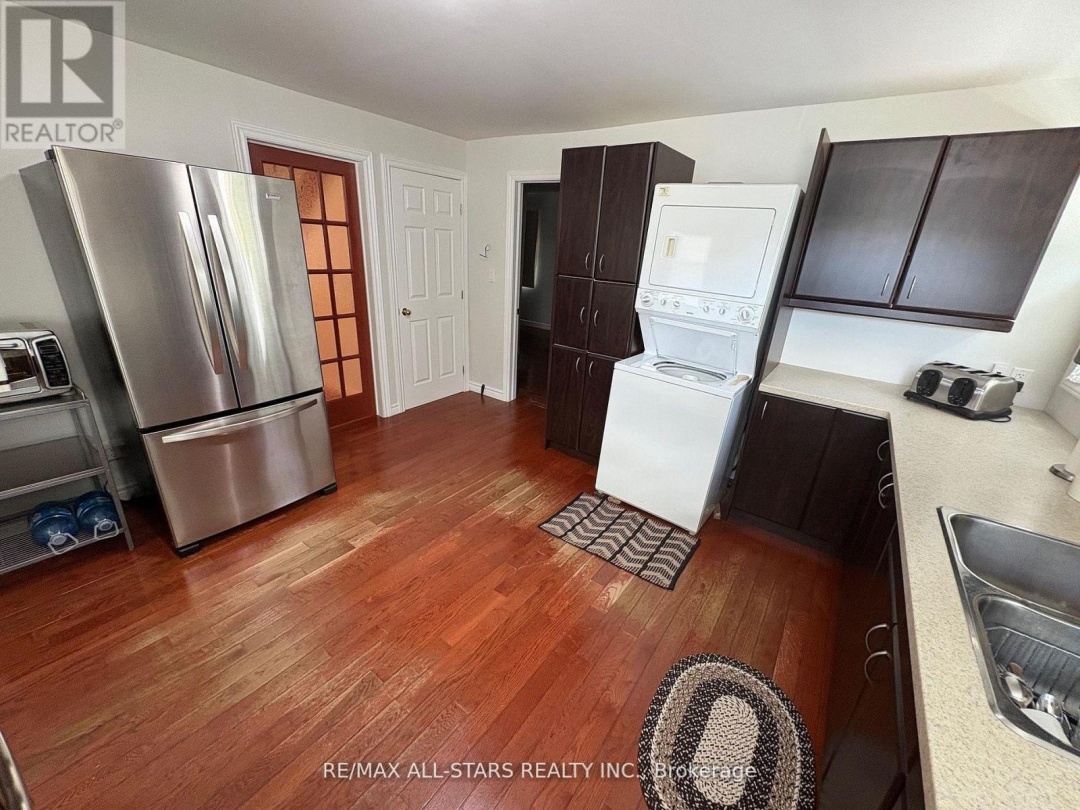 77 BOBCAYGEON ROAD, Minden Hills (Lutterworth)