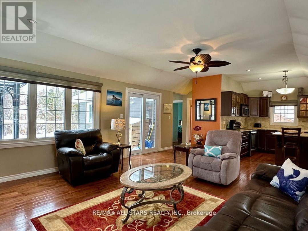 29 STINSONS BAY ROAD, Sturgeon Lake