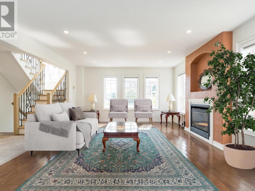2 VANESSA DRIVE, Orillia