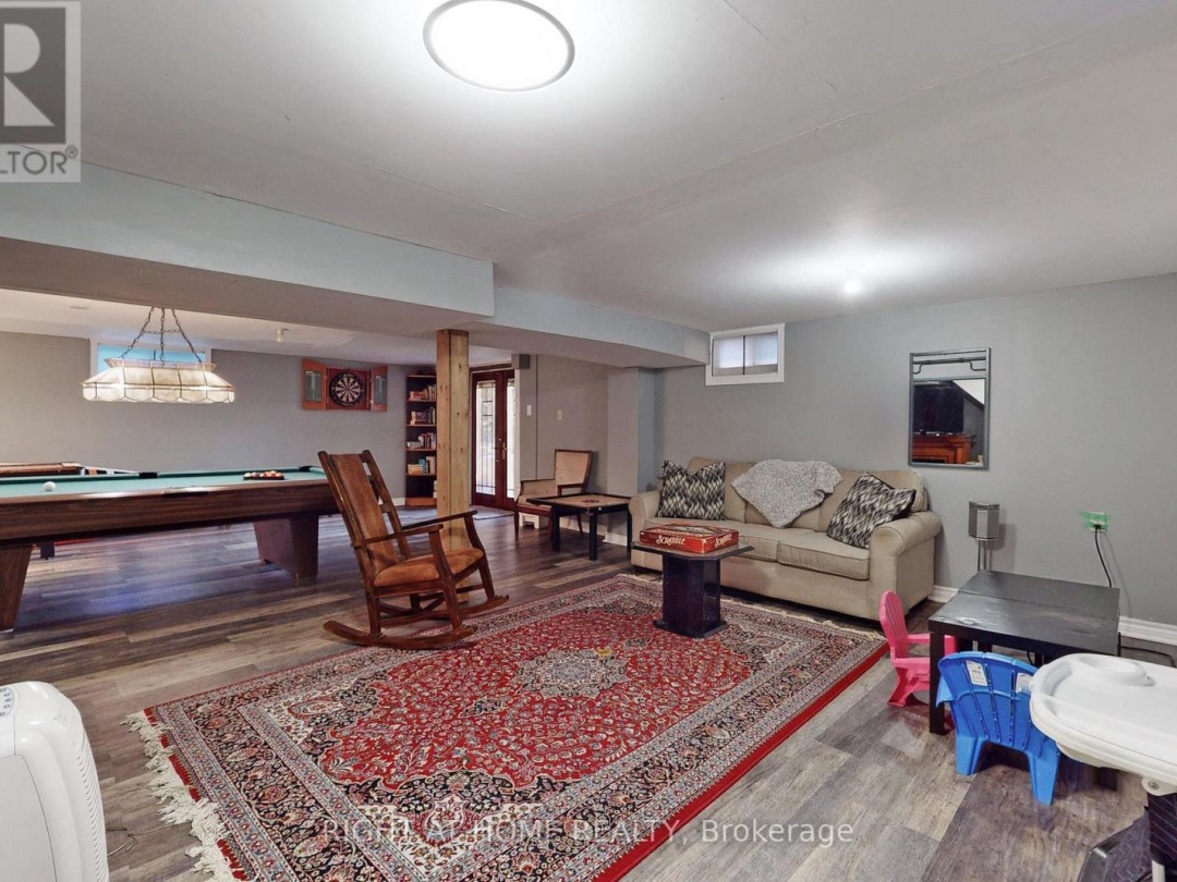 62 ANTIQUARY ROAD, Canal Lake
