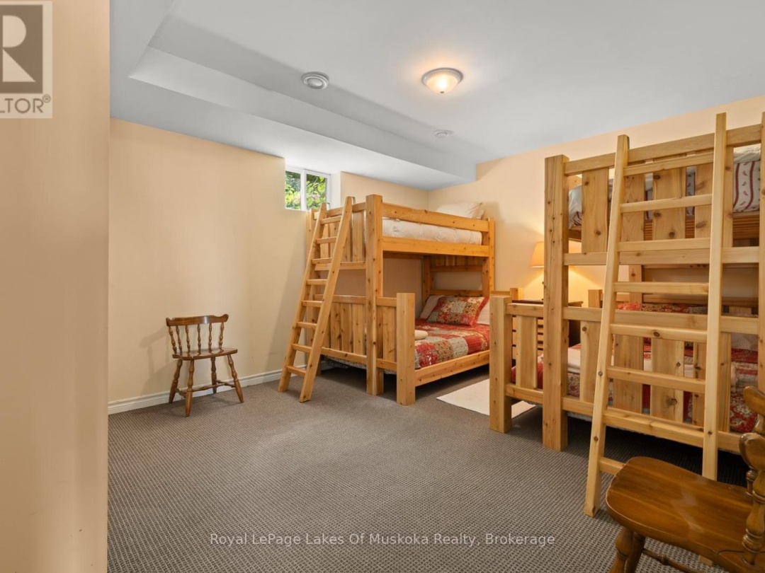 1484 SHANGRILA ROAD, 