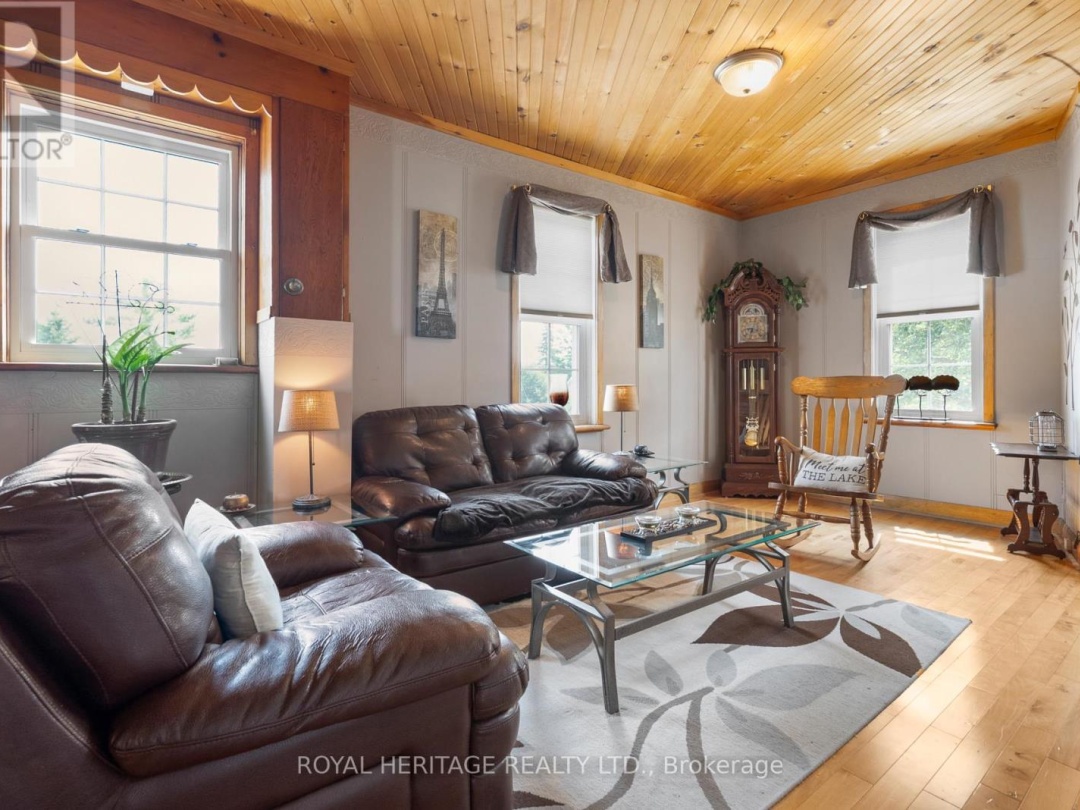 1984 STURGEON ROAD, Kawartha Lakes (Verulam)