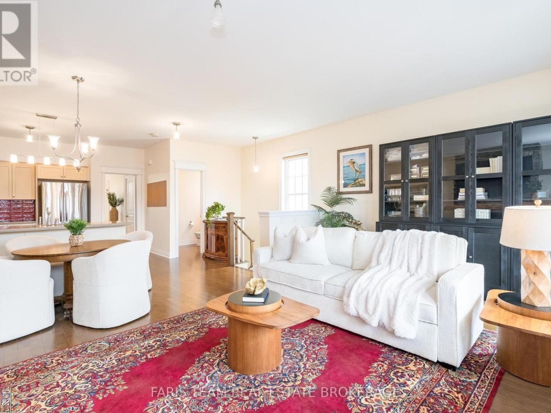 145 WYCLIFFE COVE, Tay (Victoria Harbour)