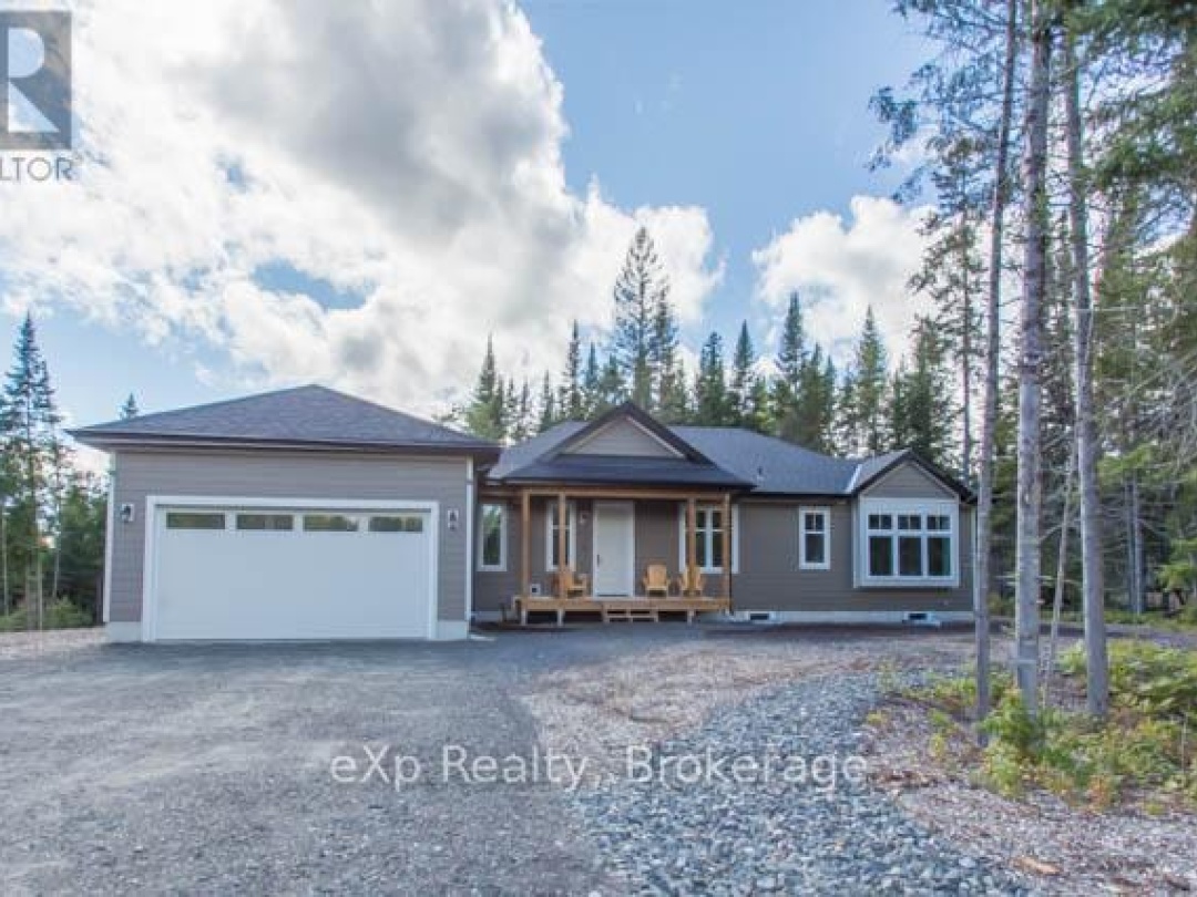 40 - 1052 GREENSVIEW DRIVE, 