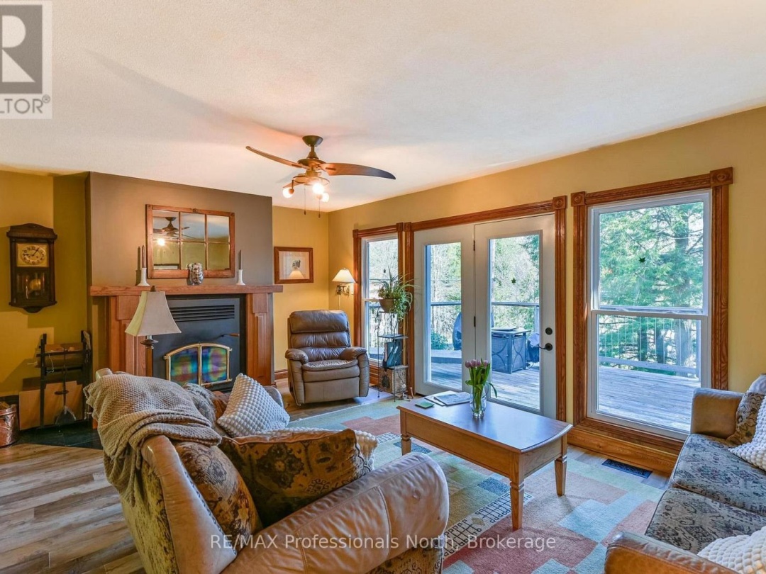 1392 TENNYSON ROAD, Bob Lake